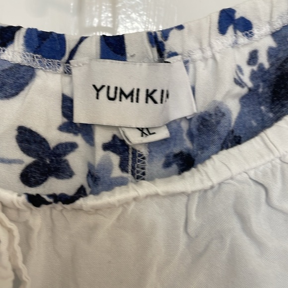 Women’s Revolve Floral PJ shorts - Size 10 - Picture 3 of 4